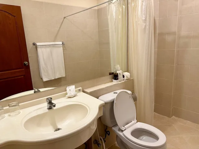 Superior, Twin Beds, Calypzo Bangkok 8/10