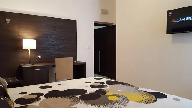 غرفة سوبيريور بسرير كوين، Una Finestra Su Monti 3/4