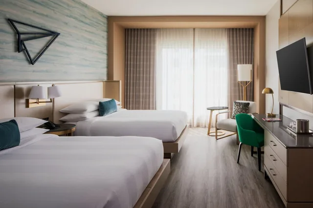 غرفة بسريرين كوين بإطلالة على المدينة، Marriott Fort Lauderdale Airport 1/7