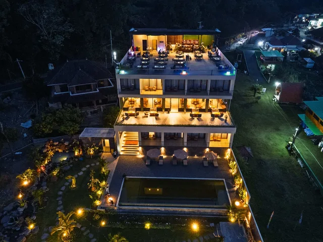 Tribhuwana Padma Lake Resort، Klungkung 1/50