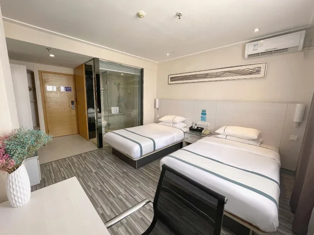 غرفة بزنس بسريرين منفصلين، City Comfort Inn Laibin Liulai 1/3
