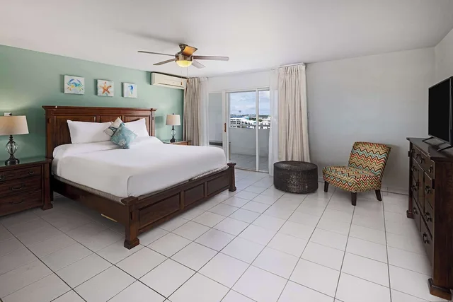 Penthouse Suite, 3 King Beds, Ocean Front, Sofa, Atrium Beach Resort And Spa St Maarten A Ramada By Wyndham 4/5