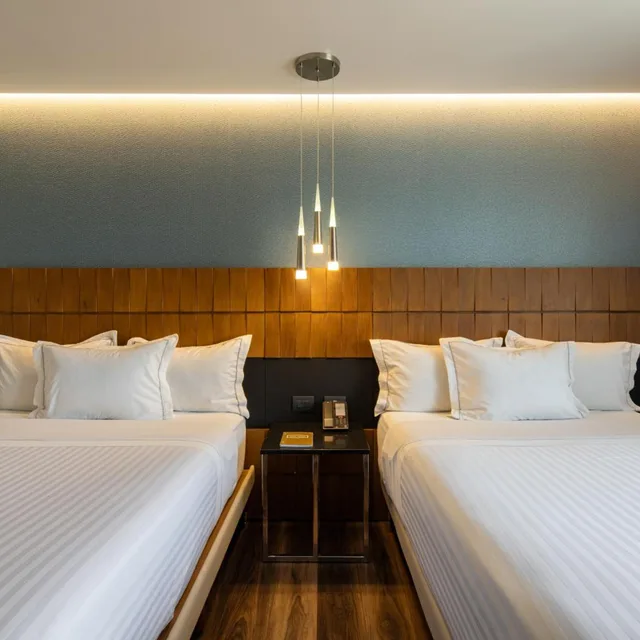 غرفة تنفيذية ثلاثية، Hotel Real del Río 1/10