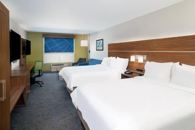 غرفة بسريرين كوين لذوي الإعاقة، Holiday Inn Express And Suites Dahlonega University Area, an IHG Hotel 1/1