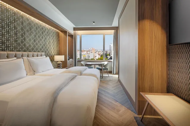 غرفة ديلوكس بسريرين منفصلين بإطلالة على المدينة، The Westin Madrid Cuzco 4/10
