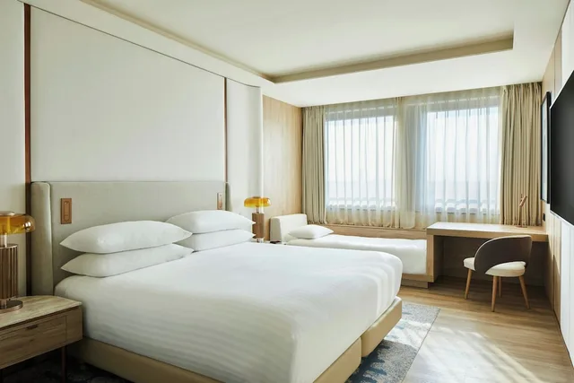 غرفة سوبيريور بسرير كينج بإطلالة على المدينة، Princesa Plaza Madrid 5/10