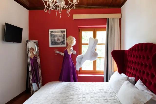جناح مع أريكة، A For Art Hotel 4/10