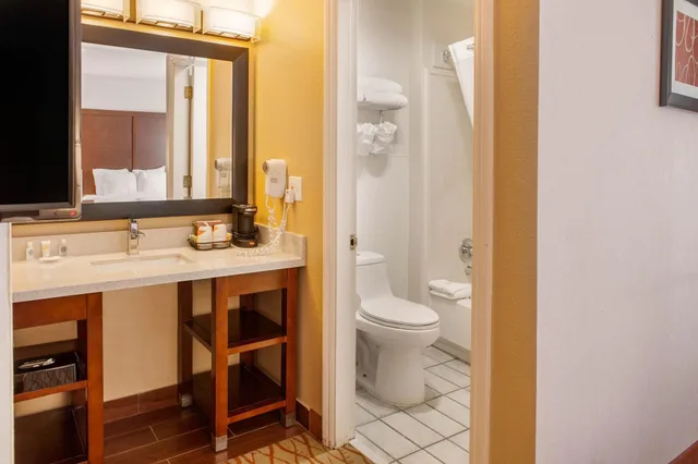 Deluxe, Multiple Beds, Comfort Inn Mount Shasta Area 7/8