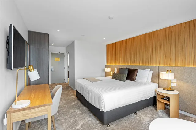 Upgrade, King Bed، Hotel Elms Christchurch, Ascend Hotel Collection 2/5