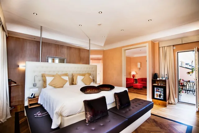 جناح بانورامي بسريرين كينج بإطلالة على البحر بشرفة بغرفتي نوم، Grand Hotel Bristol Resort and Spa 8/10