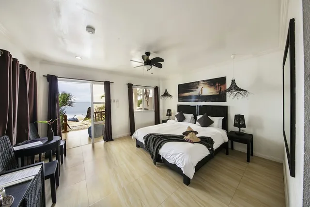 غرفة ديلوكس بسرير مزدوج بإطلالة على البحر، Ocean Vida Beach And Dive Resort 1/5