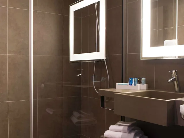 Superior, Twin Beds, Novotel Paris Nord Expo Aulnay 9/10