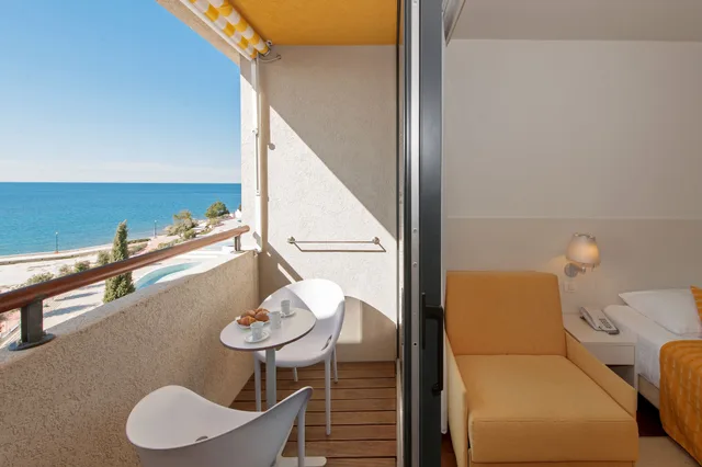 غرفة عائلية بأربعة أسرّة بشرفة، Island Hotel Istra 6/6