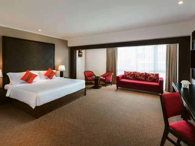 Junior Suite, Movenpick Suriwongse Hotel Chiang Mai 1/1