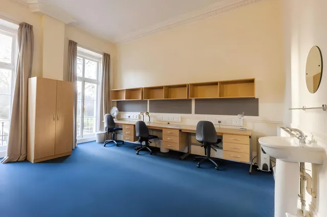 غرفة قياسية، LSE Passfield Hall 1/1