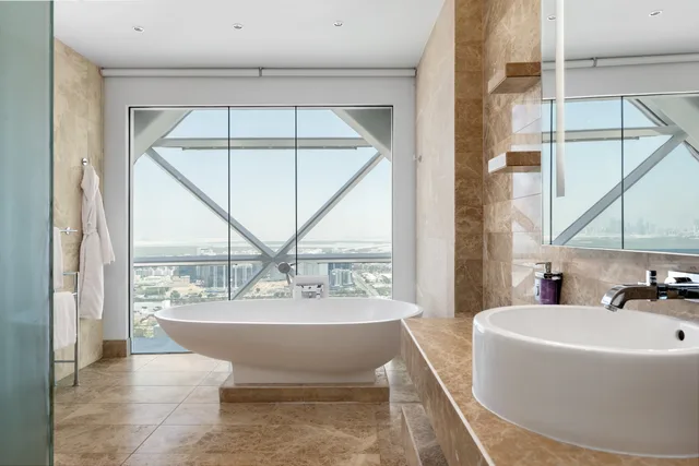 غرفة ديلوكس بسرير مزدوج أو سريرين منفصلين، Andaz Capital Gate, Abu Dhabi, by Hyatt 3/3