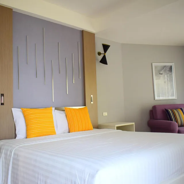 3 Bedrooms, Suite, Seapine Beach Golf and Resort Hua Hin 1/10