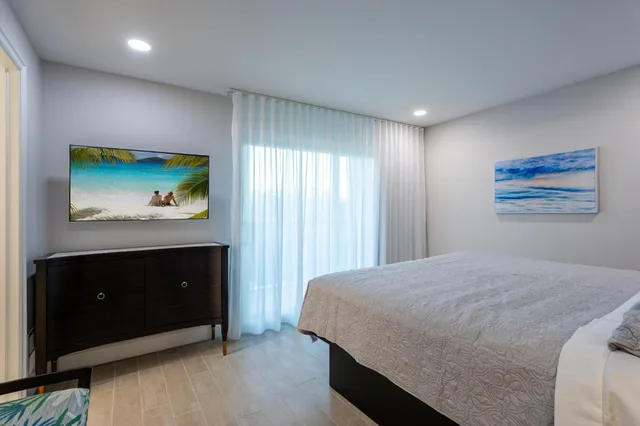 Suite, Wiggins Pass Chalet 3/6