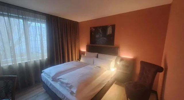 غرفة بسرير مزدوج، Turm Hotel 1/1