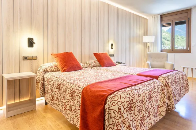 Room, Triple, Eth Solan 6/10
