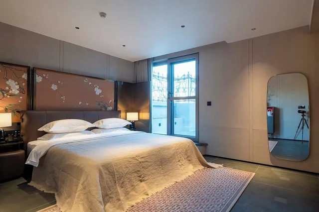 غرفة سيغنتشر بسرير كوين بإطلالة على الفناء، Hutong Moli Hotel 1/8