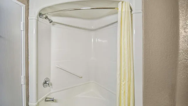 غرفة قياسية بسريرين مزدوجين للمدخنين، Motel6 Humble, TX - Houston International Airport 7/7