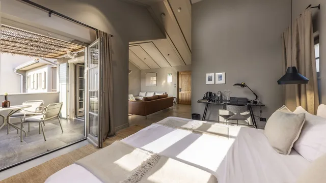 غرفة تنفيذية بسرير كينج، San Canzian Hotel & Residences 3/3