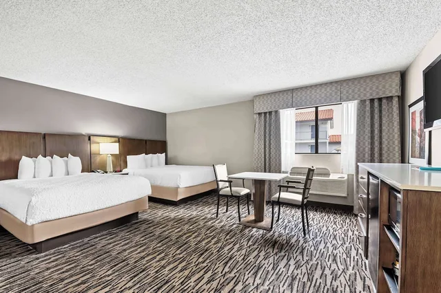 Suite, 2 Queen Beds, Best Western Los Alamitos Inn & Suites 2/4