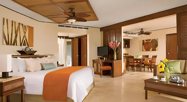 Preferred Club, Master, Suite, King Bed, Ocean Front، Dreams Riviera Cancun 2/2