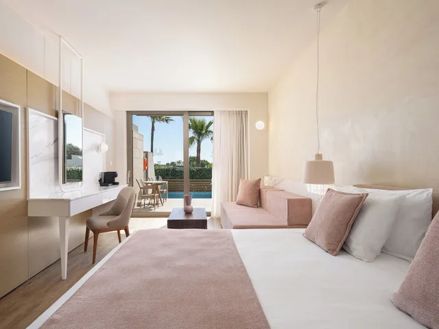 Collection, Premium, Junior Suite, Residence, King Bed, Sofa, Adult Only, Private Pool، Avra Imperial Hotel 3/9