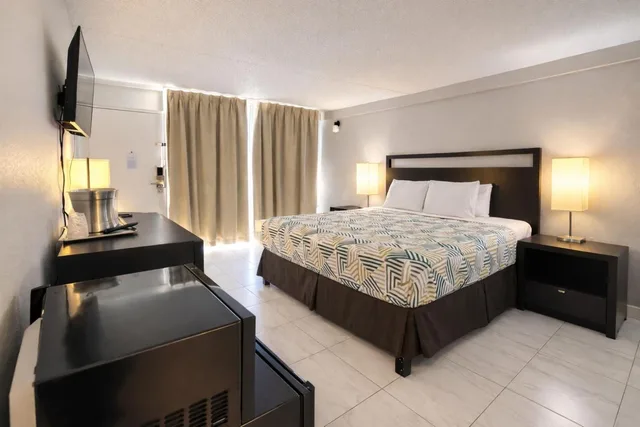 غرفة بسرير كينج للمدخنين، Motel6 Sherman, TX 3/6