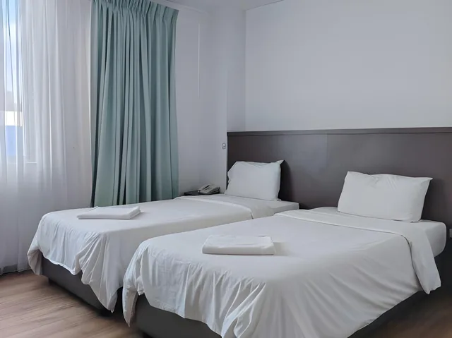 غرفة قياسية بسريرين منفصلين، Citi Hotel 1/1