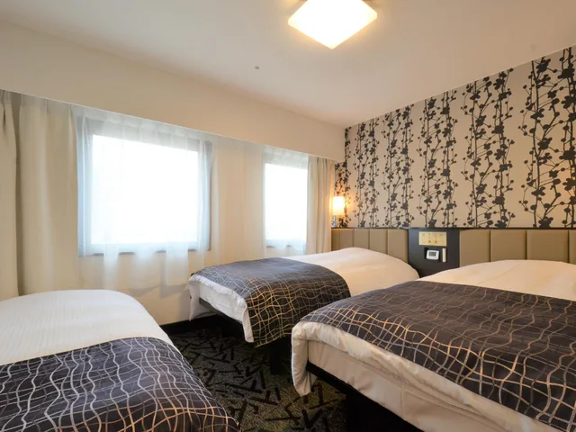 غرفة ثلاثية بثلاثة أسرّة، APA Hotel Biwako Seta Ekimae 1/2