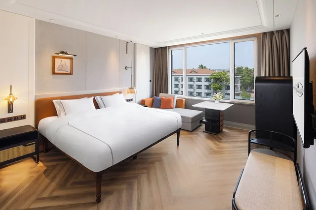 Select, King Bed، Sea View Garden 1/5