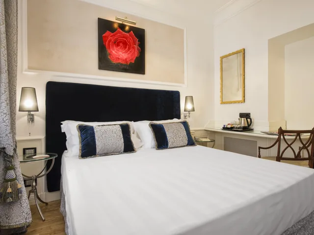 غرفة اقتصادية بسرير مزدوج، The Britannia Hotel 1/4