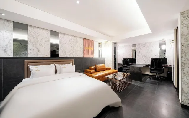 غرفة ديلوكس بسرير كينج، Adlige Hotel 6/10