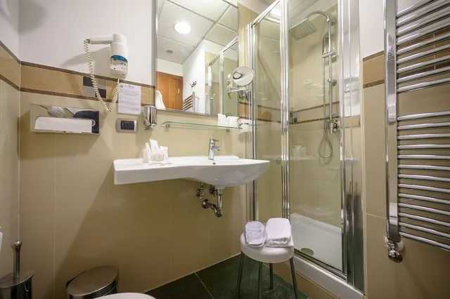 غرفة سوبيريور ثلاثية بسرير مزدوج وسرير فردي، Hotel Dei Principati 8/8
