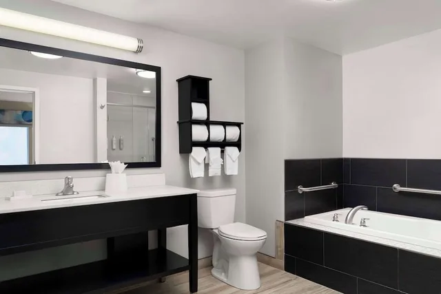 استوديو بسرير كينج، Hampton Inn Stafford/Quantico & Conference Center, Va 7/8