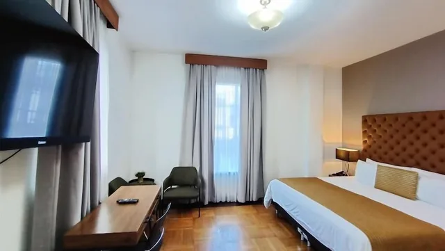 غرفة سوبيريور بسرير كينج، Hotel Nutibara Conference Plaza Formerly Nutibara Hotel 1/4