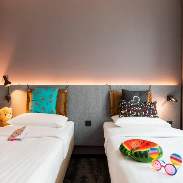 Moxy, Twin Beds، Moxy Wuerzburg 2/6