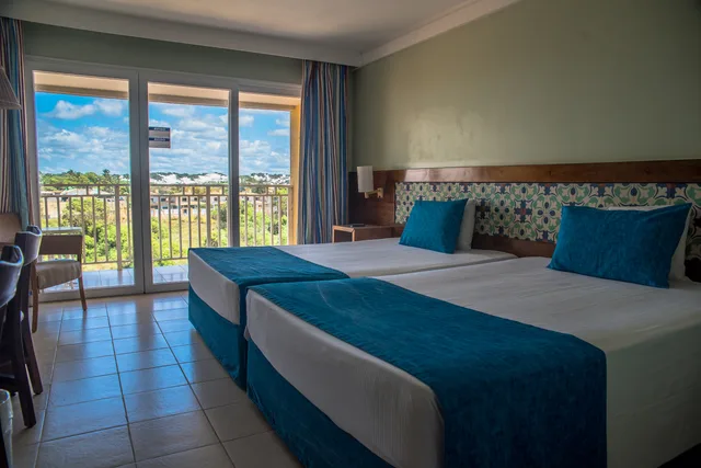 Standard, Double Bed, Garden or Court View، Gran Hotel Stella Maris Urban Resort and Conventions 1/3