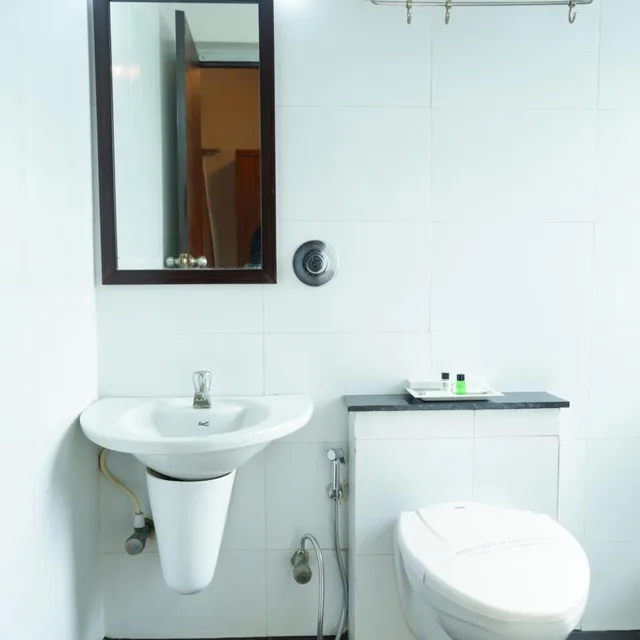 جناح بسرير كوين، Zaith Residency 5/7