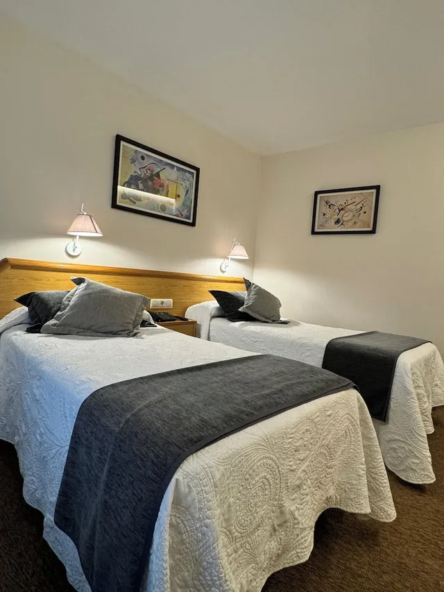 غرفة قياسية بسرير مزدوج، Nest Style Santiago 5/10
