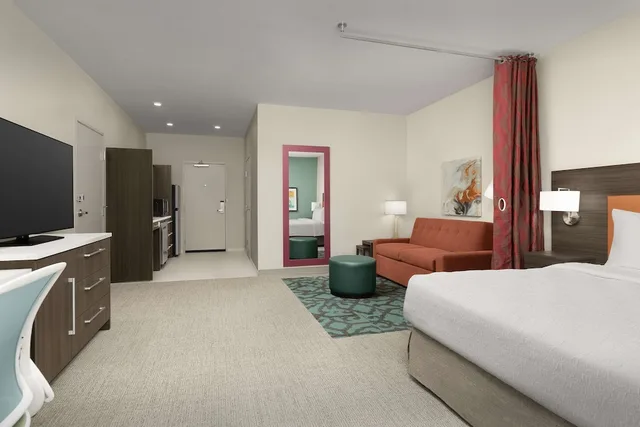 جناح استوديو بسرير كينج مع أريكة بمطبخ صغير، Home2 Suites by Hilton Abilene Southwest 1/3