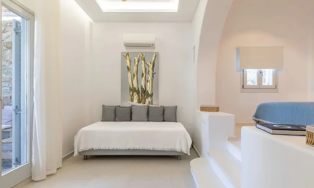 غرفة رباعية، Elena Hotel 3/7