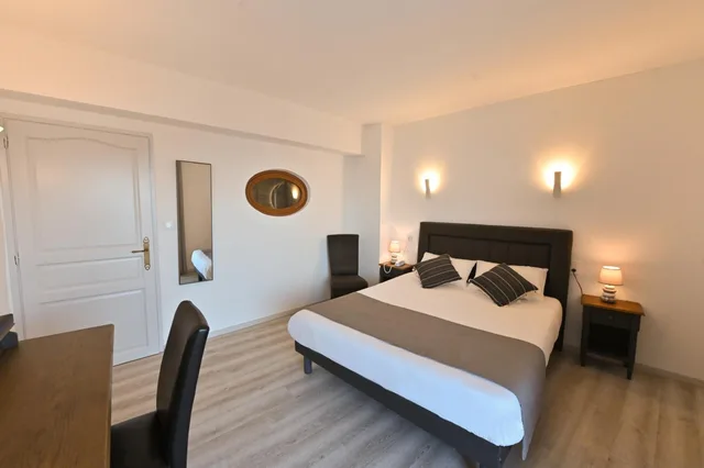 غرفة بسرير مزدوج بإطلالة على البحر، Hôtel Le Catalan Restaurant Le Miradou 3/10