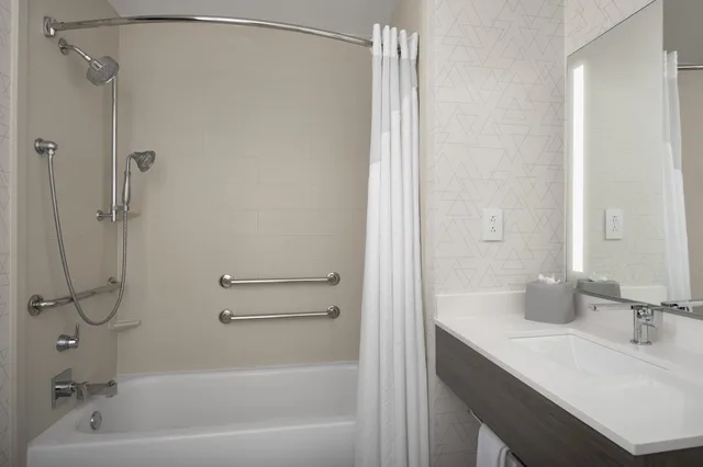 Suite, King Bed, Sofa, Holiday Inn Express Hoteland Suites Knoxville-Clinton 2/3