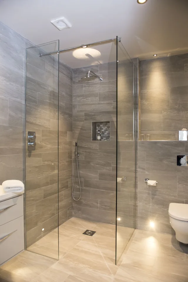شقة فاخرة بسريرين كينج بغرفتي نوم، Roundthorn Country House 4/4