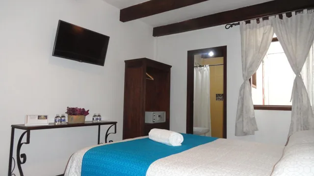 Room, Quadruple, Hotel Na'lum 5/10