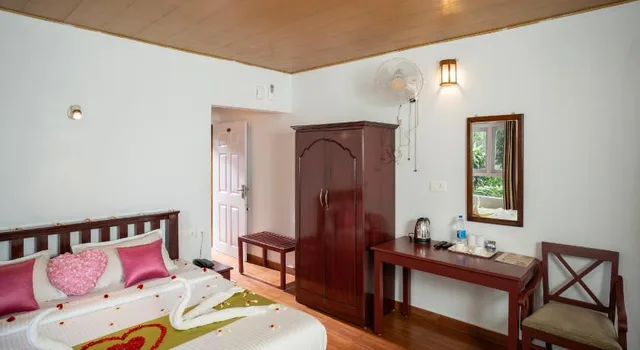 BLUE BELLS VALLEY RESORT، مونار 16/55